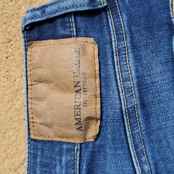 American Eagle Extreme Flex Slim Medium Wash Jeans Size 26 X 28. - Picture 3 of 11